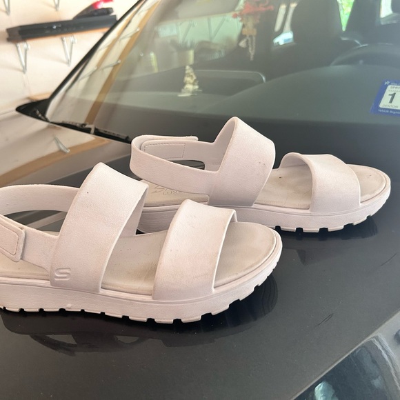 Skechers Women's Sandals - Light Cream - Picture 1 of 5